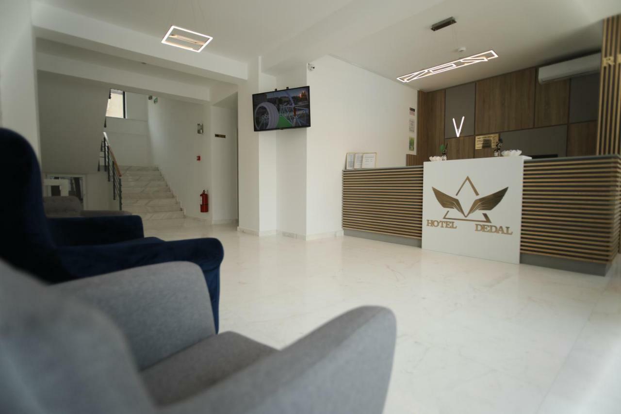 Hotel Dedal ナボダリ エクステリア 写真